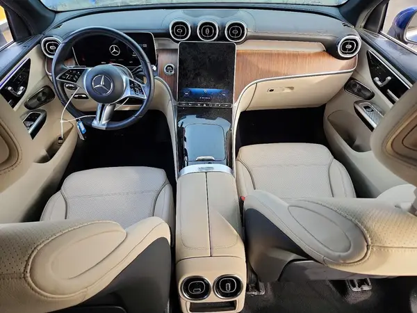 W1NKM4GBXRF192235 2024 MERCEDES-BENZ GLC - Image 8