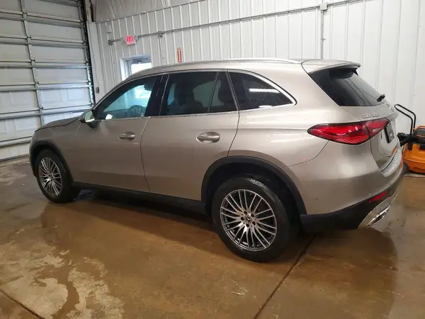 W1NKM4HB0RF224253 2024 MERCEDES-BENZ GLC - Image 2