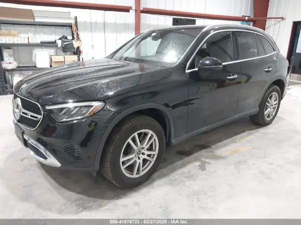 W1NKM4HB1PU020439 2023 MERCEDES-BENZ GLC - Image 2