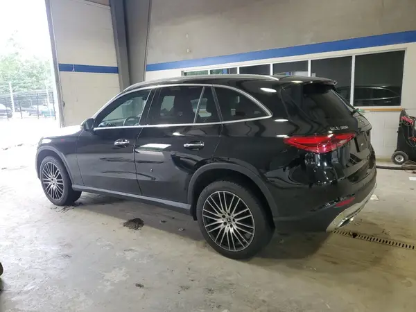 W1NKM4HB1RF080681 2024 MERCEDES-BENZ GLC - Image 2