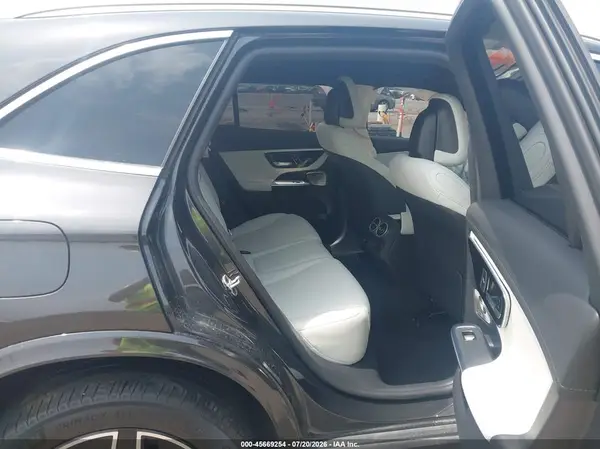 W1NKM4HB2RF088823 2024 MERCEDES-BENZ GLC - Image 8
