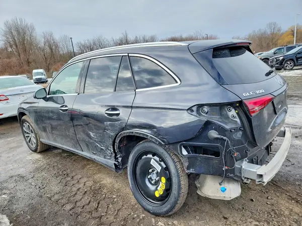 W1NKM4HB2RF133792 2024 MERCEDES-BENZ GLC - Image 2