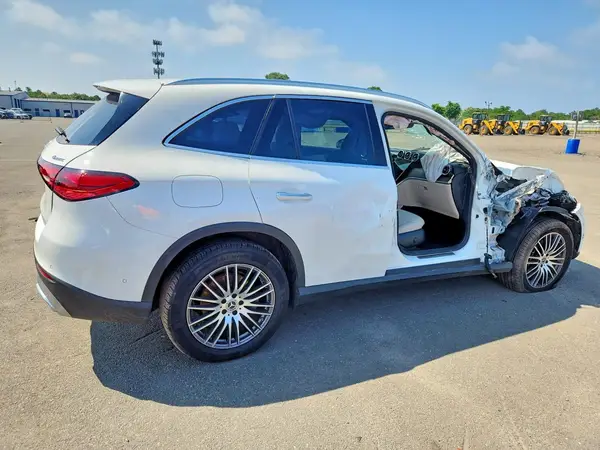 2026 MERCEDES-BENZ GLC COPART lot 63751136 auction photo 3