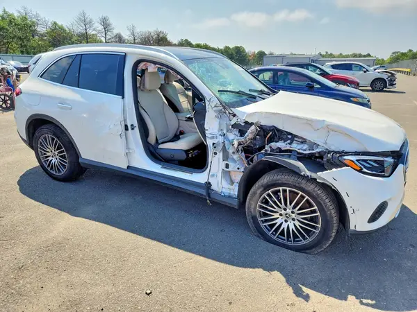 2026 MERCEDES-BENZ GLC COPART lot 63751136 auction photo 4