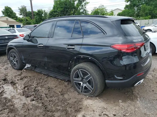 W1NKM4HB3RF207639 2024 MERCEDES-BENZ GLC - Image 2