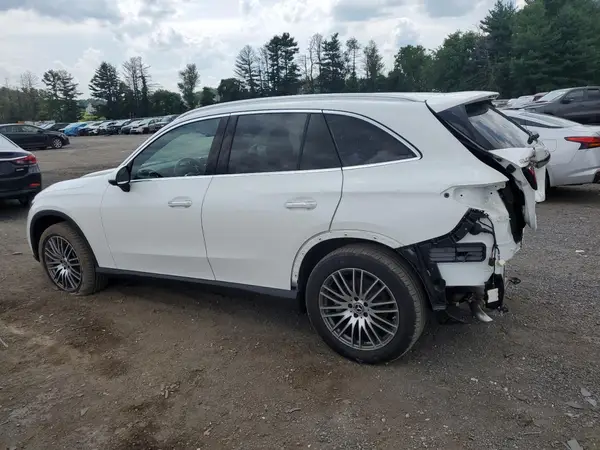 W1NKM4HB3RF233402 2024 MERCEDES-BENZ GLC - Image 2