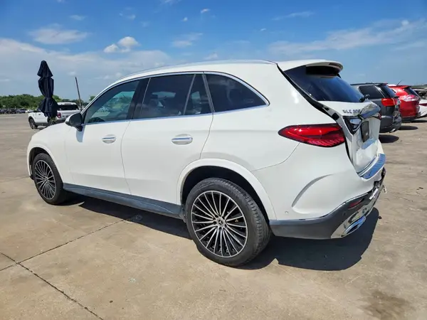 W1NKM4HB4RF181939 2024 MERCEDES-BENZ GLC - Image 2