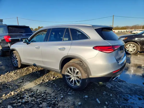 W1NKM4HB4RU042955 2024 MERCEDES-BENZ GLC - Image 2