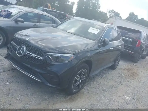 W1NKM4HB4SF283960 2025 MERCEDES-BENZ GLC - Image 2