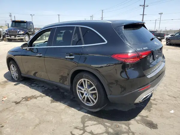 W1NKM4HB5PU014353 2023 MERCEDES-BENZ GLC - Image 2