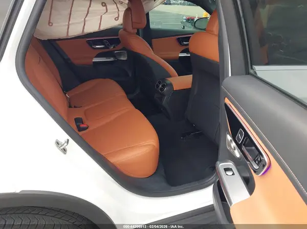 W1NKM4HB5RF207268 2024 MERCEDES-BENZ GLC - Image 8