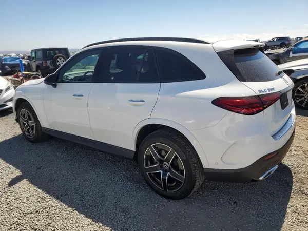 W1NKM4HB5SF264155 2025 MERCEDES-BENZ GLC - Image 2