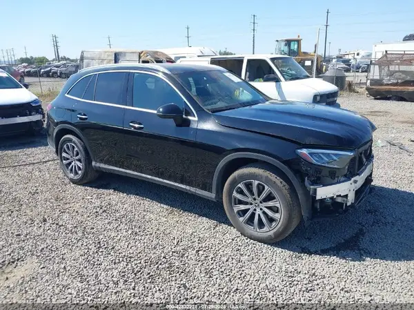 W1NKM4HB6RF181375 2024 MERCEDES-BENZ GLC - Image 1