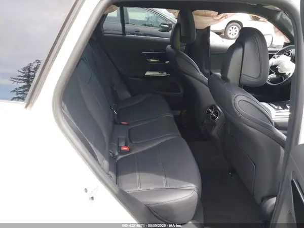 W1NKM4HB6RF216741 2024 MERCEDES-BENZ GLC - Image 8