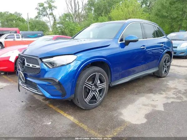 W1NKM4HB7PF049335 2023 MERCEDES-BENZ GLC - Image 2
