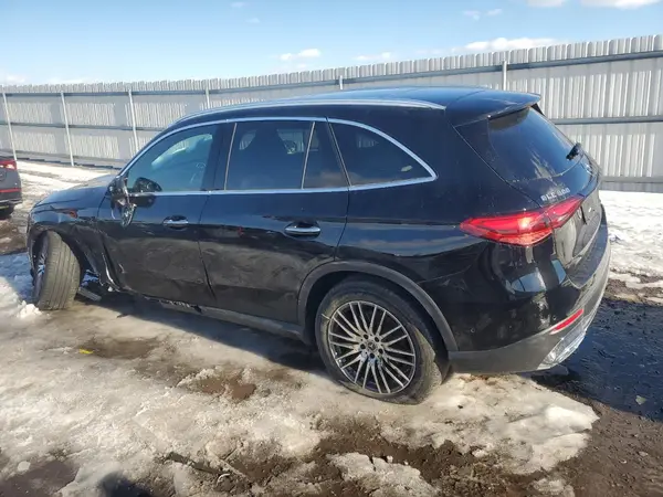 W1NKM4HB7RF093824 2024 MERCEDES-BENZ GLC - Image 2