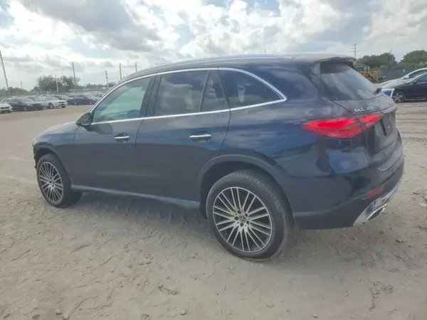 W1NKM4HB7RF174709 2024 MERCEDES-BENZ GLC - Image 2