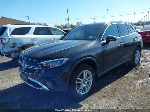 W1NKM4HB8PU023922 2023 MERCEDES-BENZ GLC - Image 2