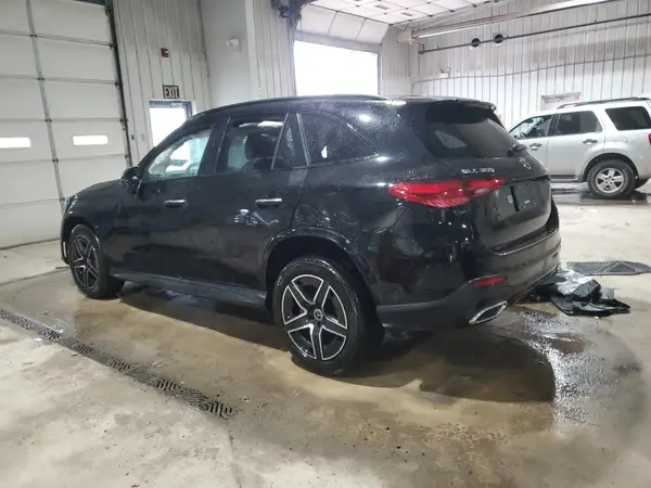 W1NKM4HB8RF109223 2024 MERCEDES-BENZ GLC - Image 2