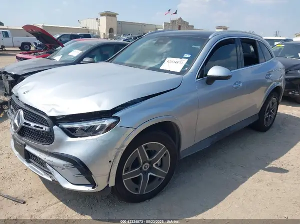 W1NKM4HB8RF213436 2024 MERCEDES-BENZ GLC - Image 2