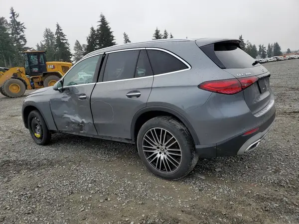W1NKM4HB9PU023847 2023 MERCEDES-BENZ GLC - Image 2