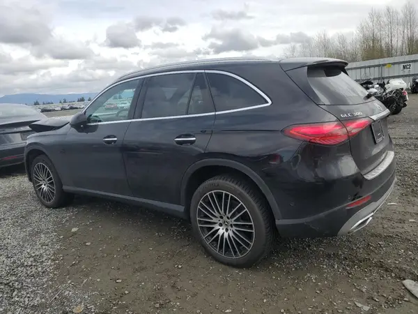 W1NKM4HB9RU042823 2024 MERCEDES-BENZ GLC - Image 2