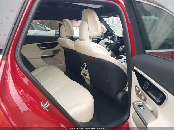 W1NKM4HB9SF239050 2025 MERCEDES-BENZ GLC - Image 8