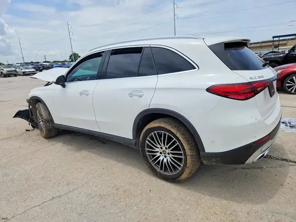 W1NKM4HB9SF328603 2025 MERCEDES-BENZ GLC - Image 2