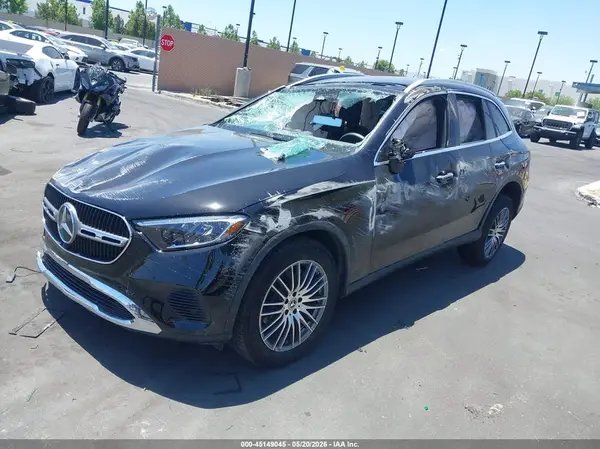 W1NKM4HB9TF457927 2026 MERCEDES-BENZ GLC - Image 2