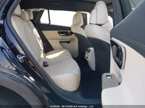 W1NKM4HBXRF071784 2024 MERCEDES-BENZ GLC - Image 8