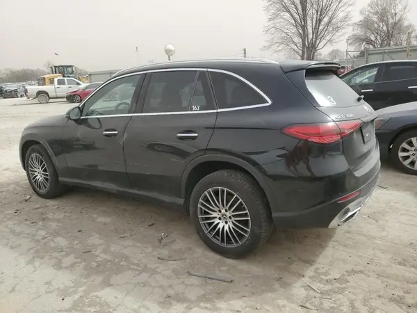 W1NKM4HBXRF133894 2024 MERCEDES-BENZ GLC - Image 2
