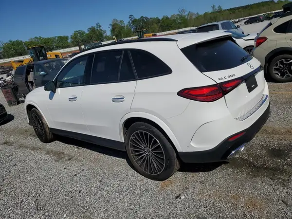 W1NKM4HBXSF307078 2025 MERCEDES-BENZ GLC - Image 2