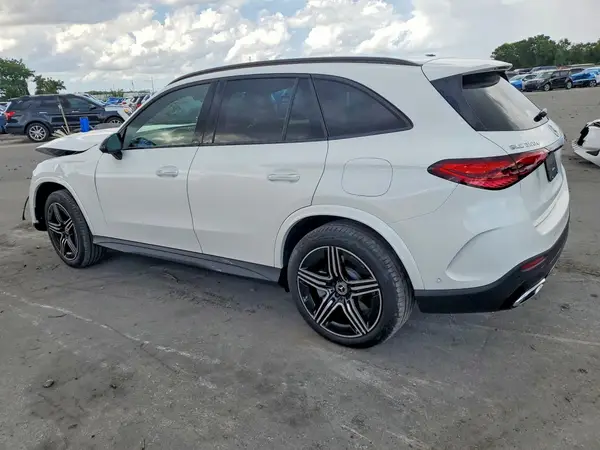 W1NKM5GB0TF445124 2026 MERCEDES-BENZ GLC - Image 2