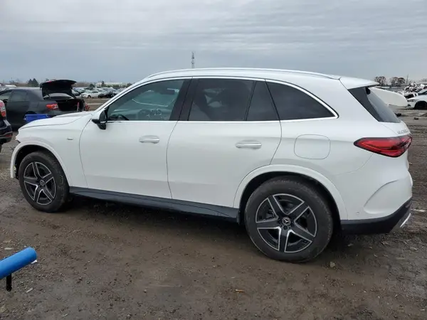 W1NKM5GB2SF376421 2025 MERCEDES-BENZ GLC - Image 2