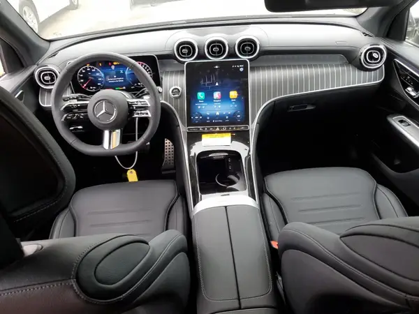 W1NKM5GB5SU083768 2025 MERCEDES-BENZ GLC - Image 8