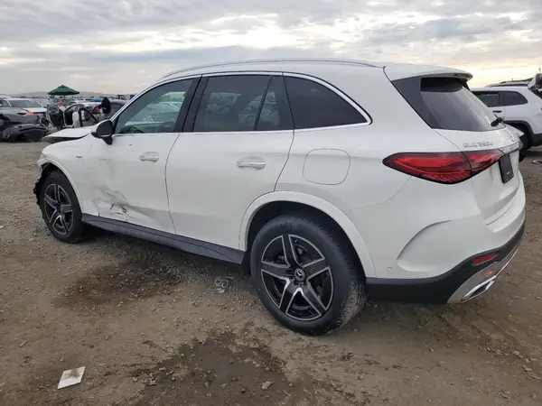 W1NKM5GB6SF362943 2025 MERCEDES-BENZ GLC - Image 2