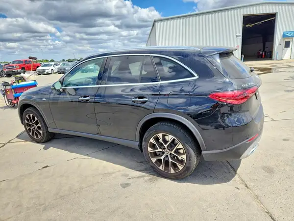 W1NKM5GB8SF396480 2025 MERCEDES-BENZ GLC - Image 2