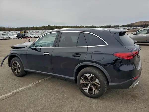 W1NKM5GB8SF410071 2025 MERCEDES-BENZ GLC - Image 2