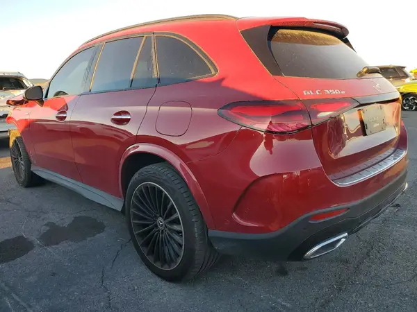 W1NKM5GB8SU097650 2025 MERCEDES-BENZ GLC - Image 2