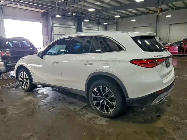 W1NKM5GB9SF253490 2025 MERCEDES-BENZ GLC - Image 2