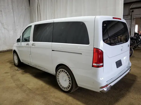 W1WV0FEY0P4332504 2023 MERCEDES-BENZ METRIS - Image 2