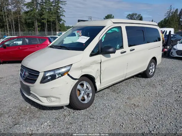 W1WV0FEY1N4173733 2022 MERCEDES-BENZ METRIS - Image 2