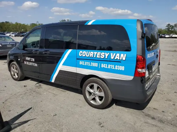 W1WV0FEY3L3758901 2020 MERCEDES-BENZ METRIS - Image 2