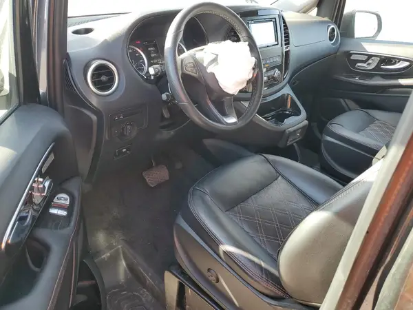W1WV0FEY3L3762981 2020 MERCEDES-BENZ METRIS - Image 8