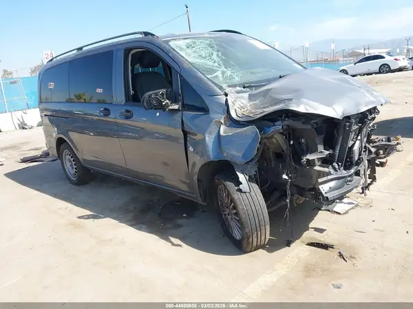 W1WV0FEY4N4159535 2022 MERCEDES-BENZ METRIS - Image 1