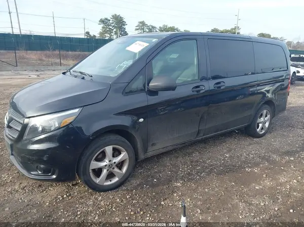 W1WV0FEY5L3690424 2020 MERCEDES-BENZ METRIS - Image 2