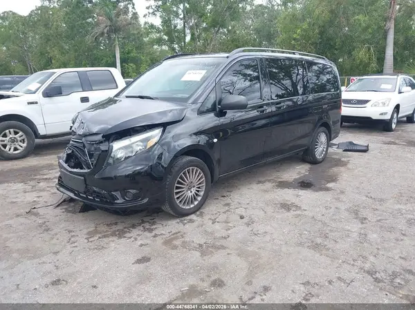 W1WV0FEY5P4354594 2023 MERCEDES-BENZ METRIS - Image 2