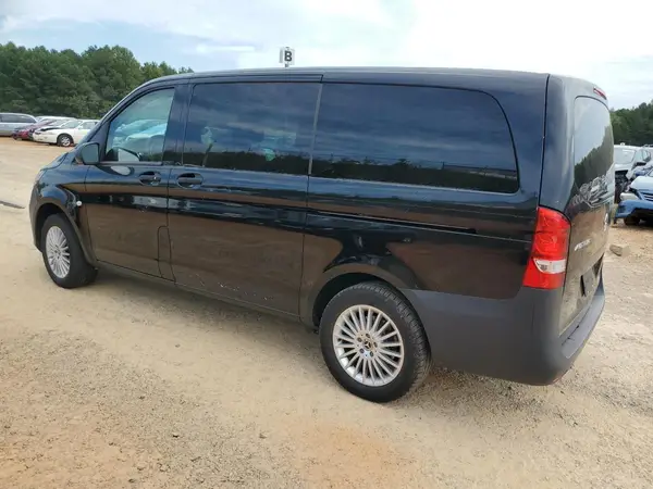 W1WV0FEY6P4365541 2023 MERCEDES-BENZ METRIS - Image 2