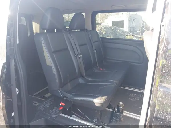 W1WV0FEY7N4173736 2022 MERCEDES-BENZ METRIS - Image 8