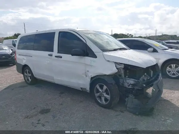 W1WV0FEY8P4234904 2023 MERCEDES-BENZ METRIS - Image 1